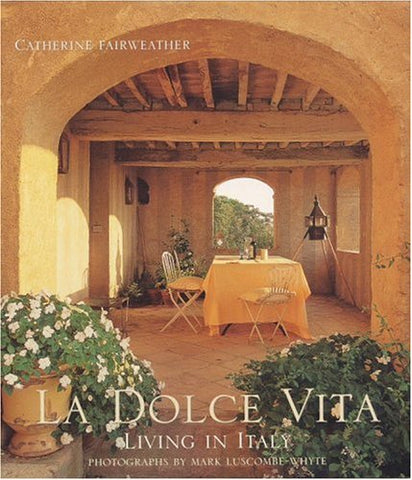 La Dolce Vita: Living in Italy