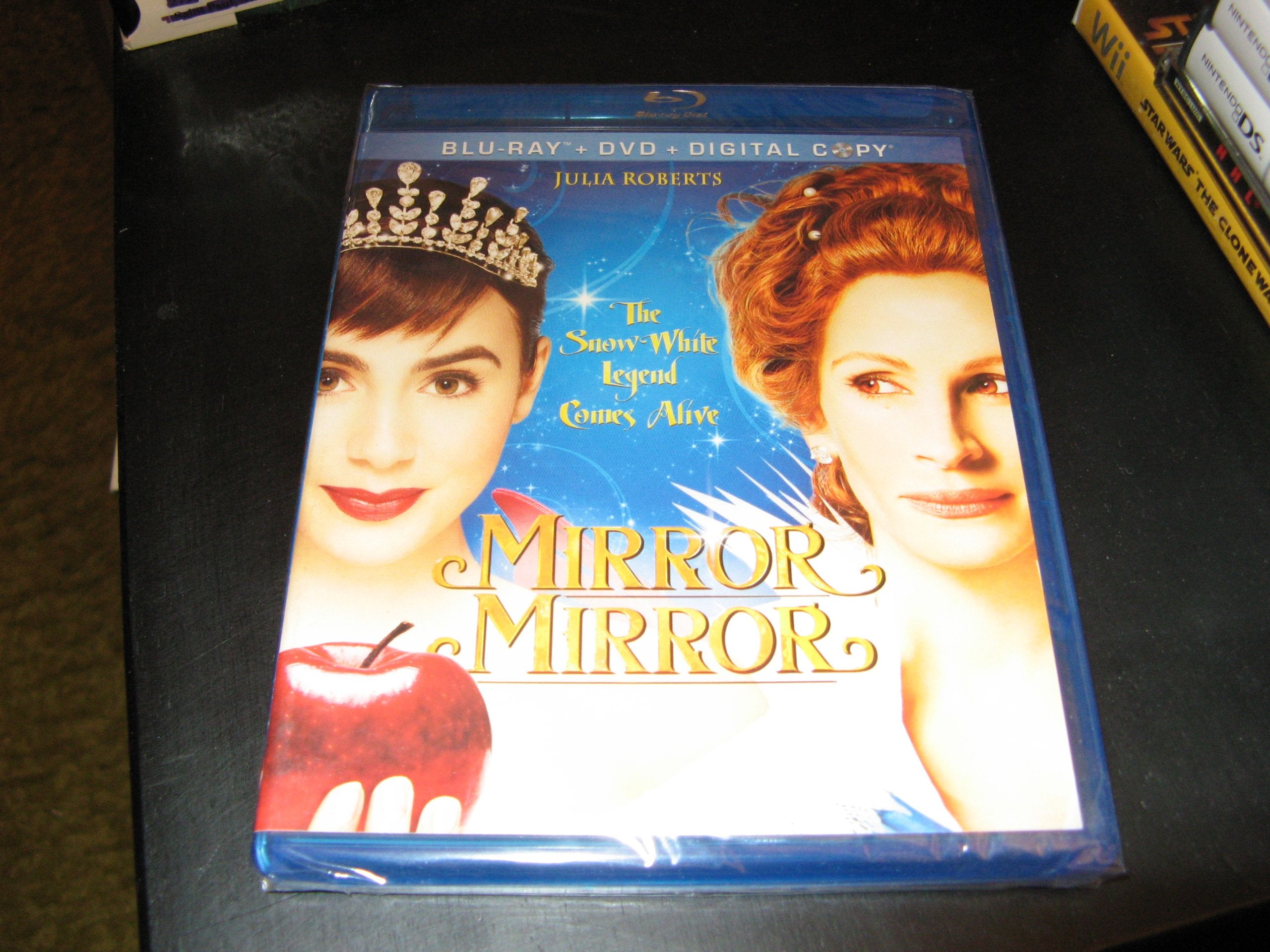 Mirror Mirror (Blu-ray + DVD + Digital Copy)