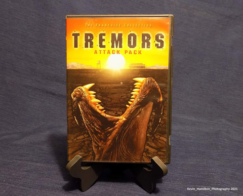Tremors Attack Pack (Tremors / Tremors 2: Aftershocks / Tremors 3: Back to Perfection / Tremors 4: The Legend Begins)