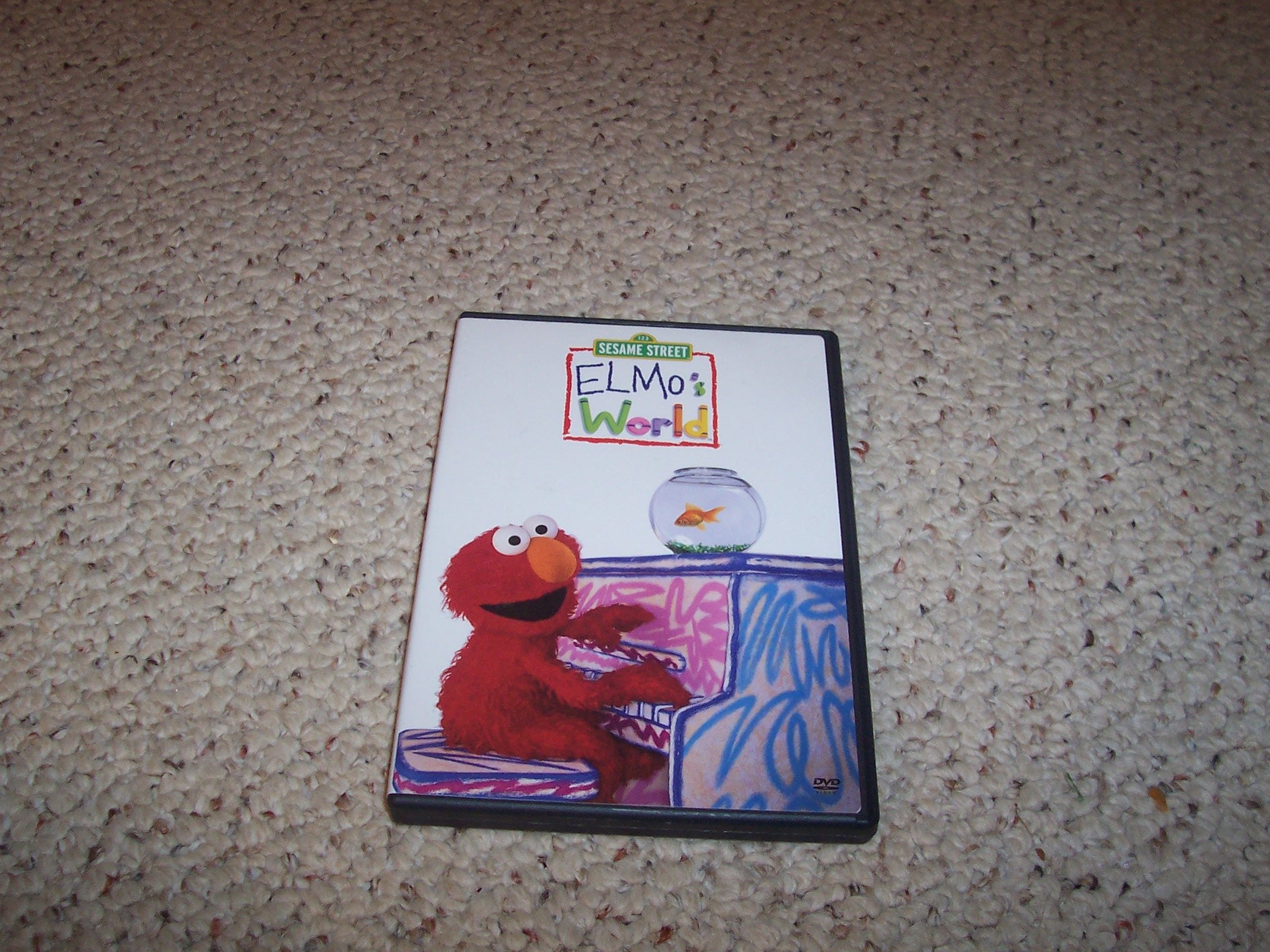 Elmo's World - Dancing, Music, and Books