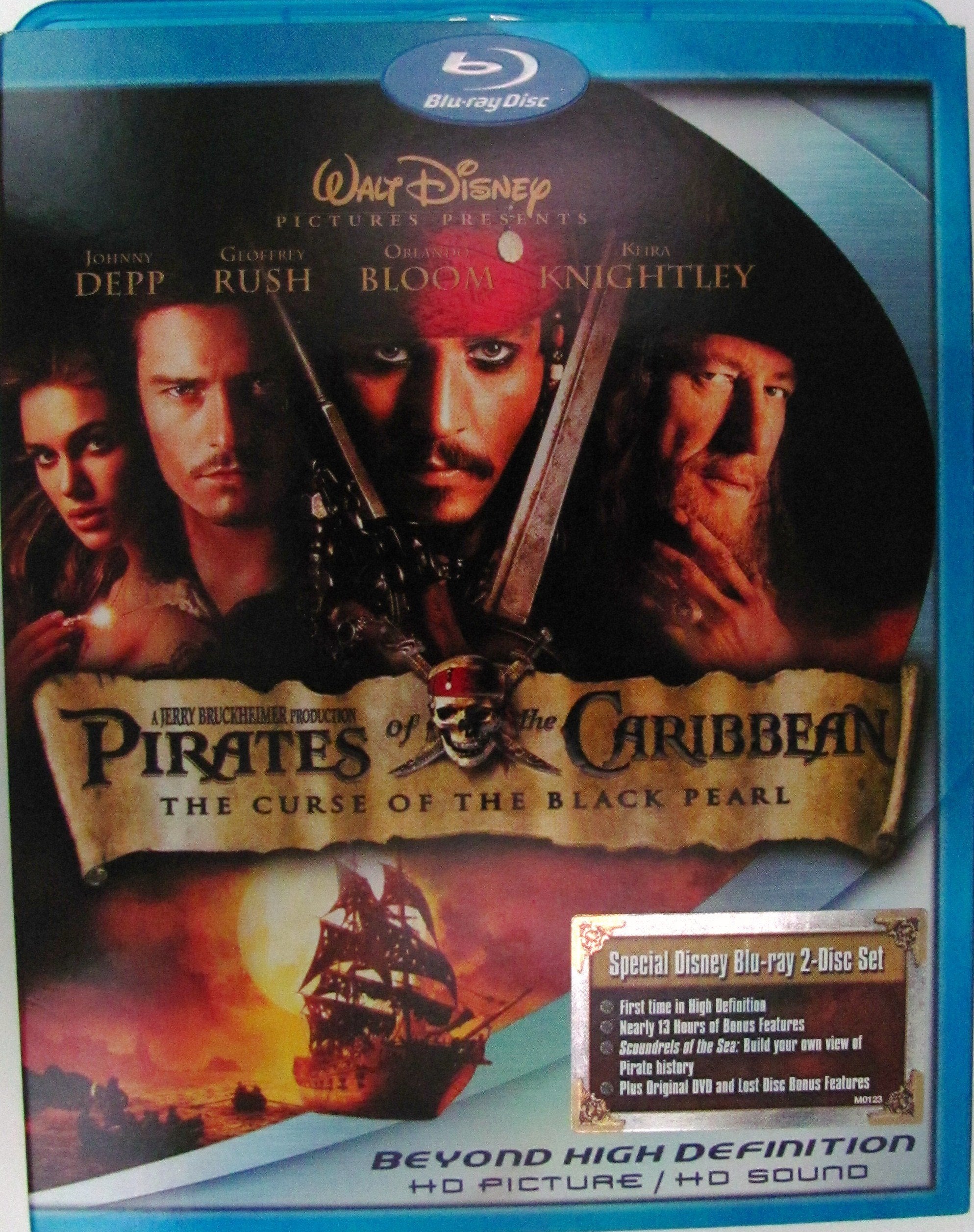 Pirates of the Caribbean: The Curse of the Black Pearl [Blu-ray]